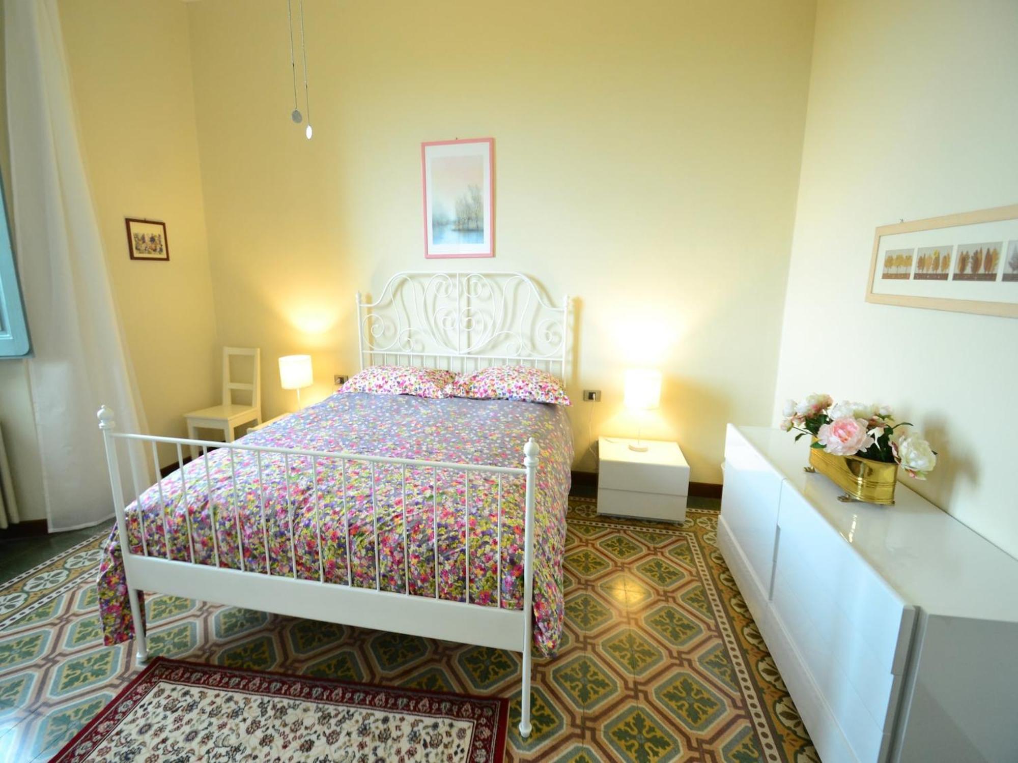 Lovely Holiday Home In Montefiridolfi With Hill View Zewnętrze zdjęcie