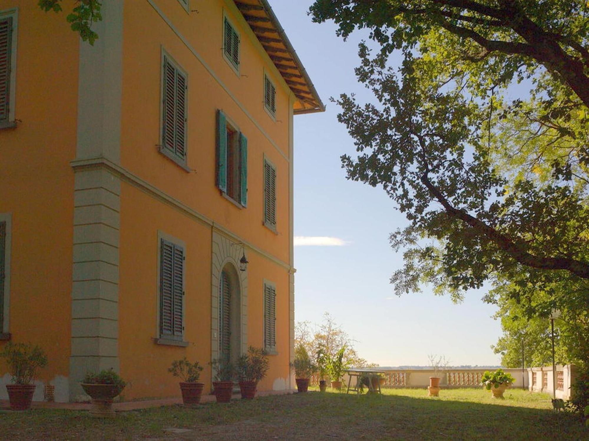 Lovely Holiday Home In Montefiridolfi With Hill View Zewnętrze zdjęcie