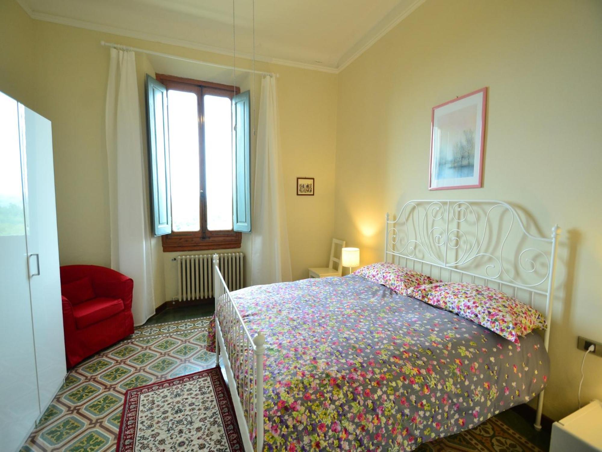 Lovely Holiday Home In Montefiridolfi With Hill View Zewnętrze zdjęcie